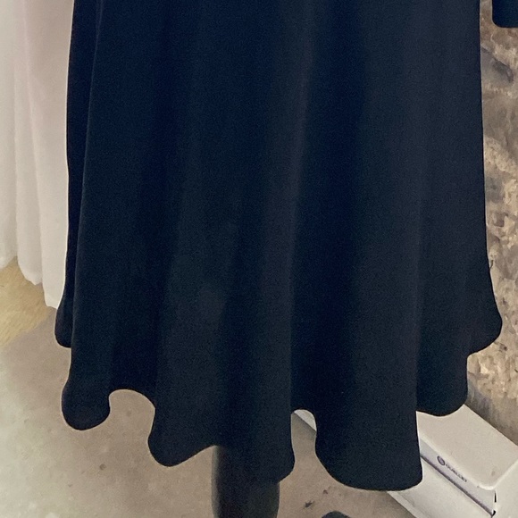 Michael Kors black long sleeve 100% silk dress - Picture 4 of 7